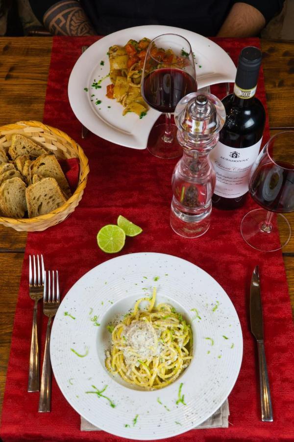 Agriturismo La Cascina Dei Chicchi Bagnone Bagian luar foto