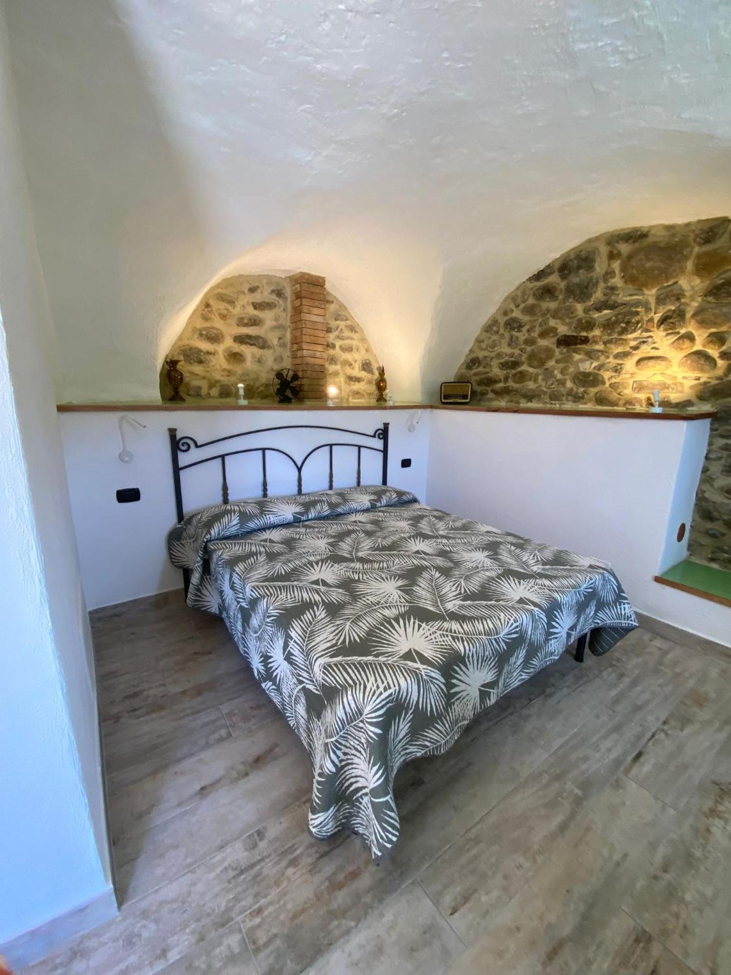 Agriturismo La Cascina Dei Chicchi Bagnone Bagian luar foto