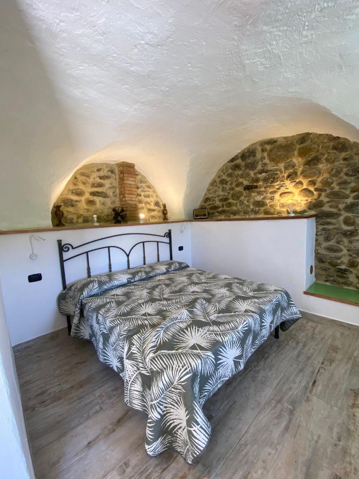 Agriturismo La Cascina Dei Chicchi Bagnone Bagian luar foto