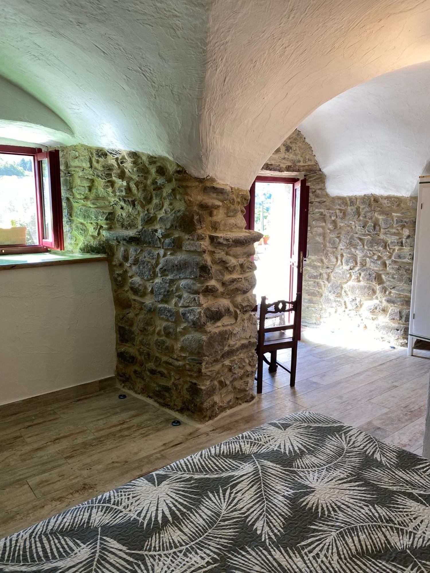 Agriturismo La Cascina Dei Chicchi Bagnone Bagian luar foto
